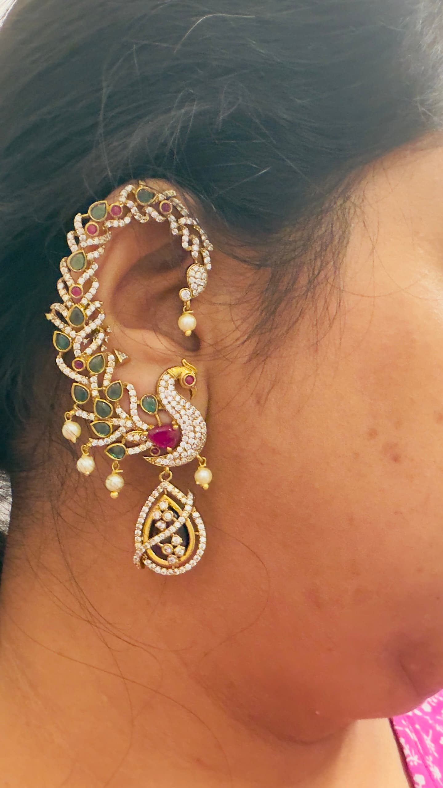 Cuff-Style earrings 
